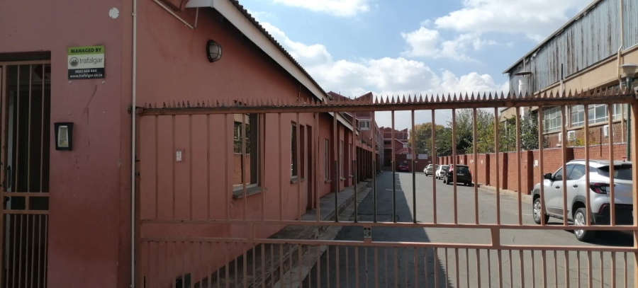 2 Bedroom Property for Sale in Jeppestown Gauteng