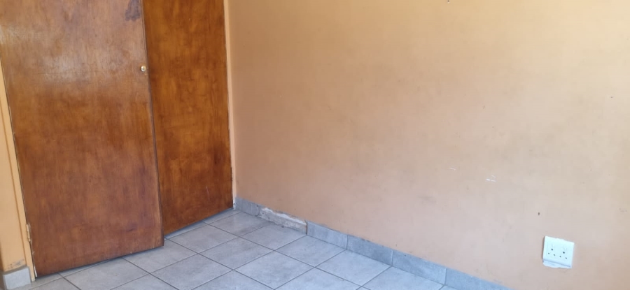 10 Bedroom Property for Sale in Rosettenville Gauteng