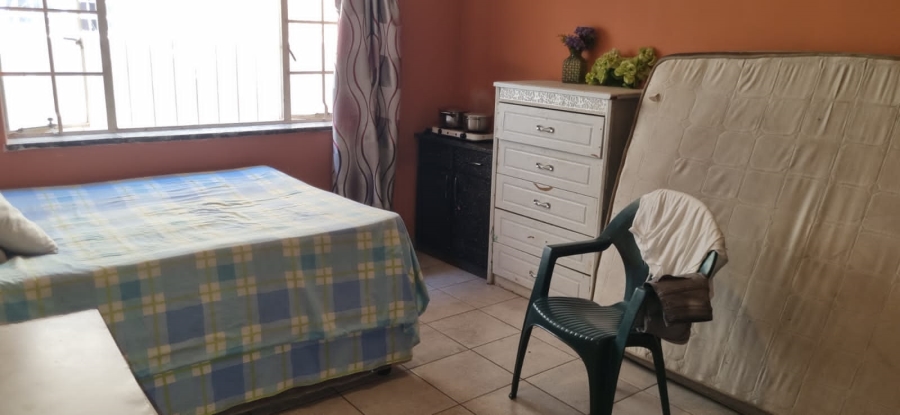 10 Bedroom Property for Sale in Rosettenville Gauteng