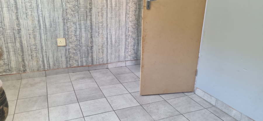 10 Bedroom Property for Sale in Rosettenville Gauteng