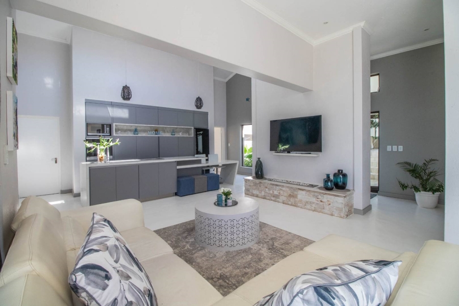 3 Bedroom Property for Sale in La Como Lifestyle Estate Gauteng