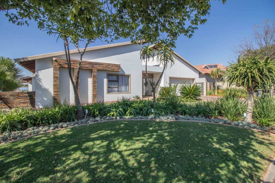 3 Bedroom Property for Sale in La Como Lifestyle Estate Gauteng