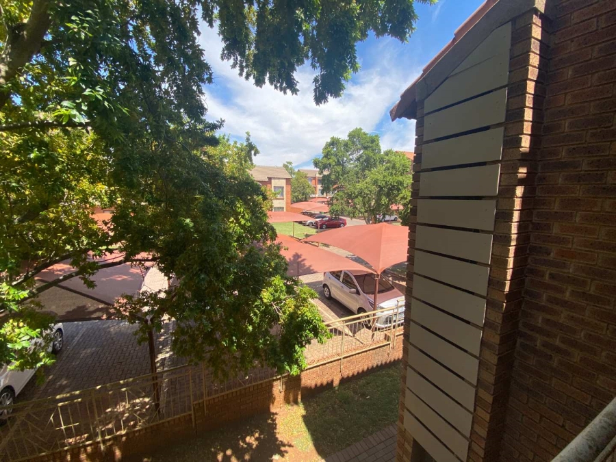 2 Bedroom Property for Sale in Wonderpark Estate Gauteng