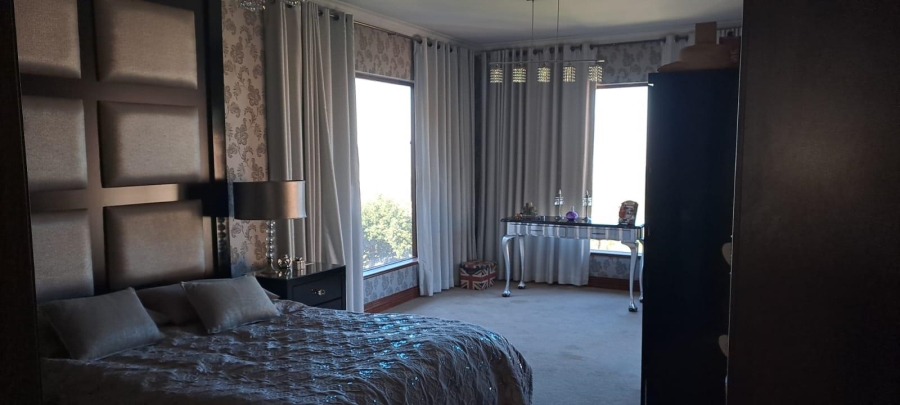 4 Bedroom Property for Sale in Glenvista Gauteng