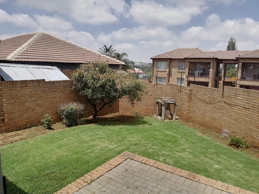 3 Bedroom Property for Sale in Halfway Gardens Gauteng