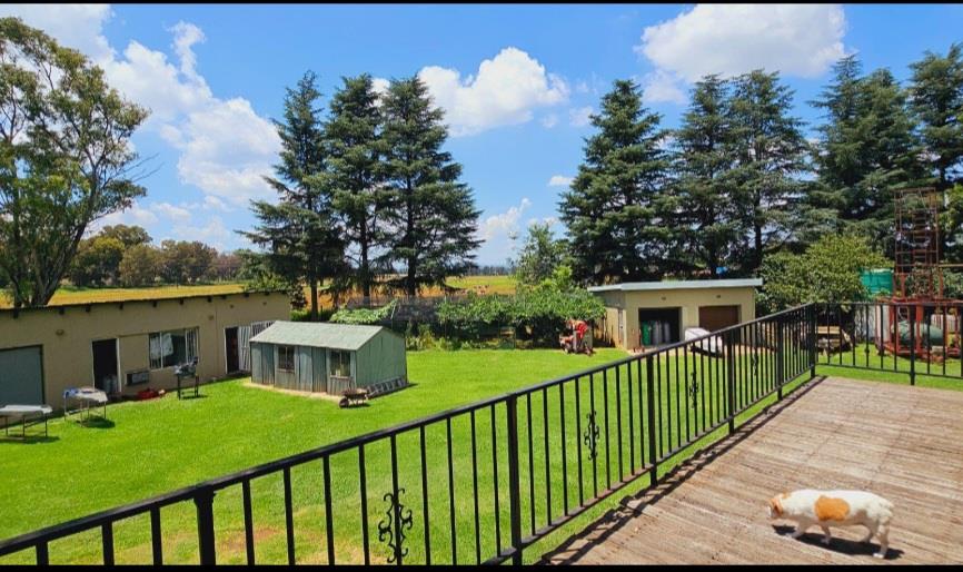 5 Bedroom Property for Sale in Walker Fruit Farms Gauteng
