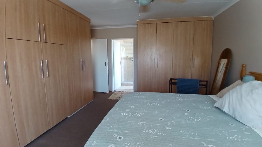 4 Bedroom Property for Sale in Pomona Gauteng
