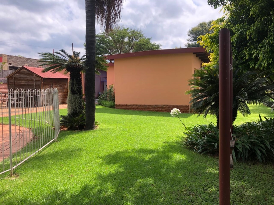 3 Bedroom Property for Sale in Kwaggasrand Gauteng