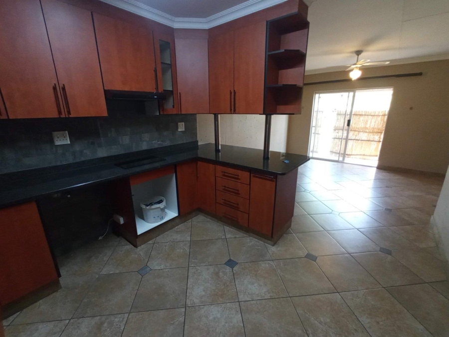 2 Bedroom Property for Sale in Benoni AH Gauteng