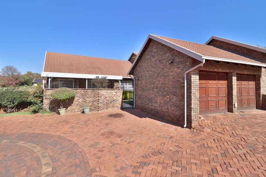 3 Bedroom Property for Sale in Fairland Gauteng