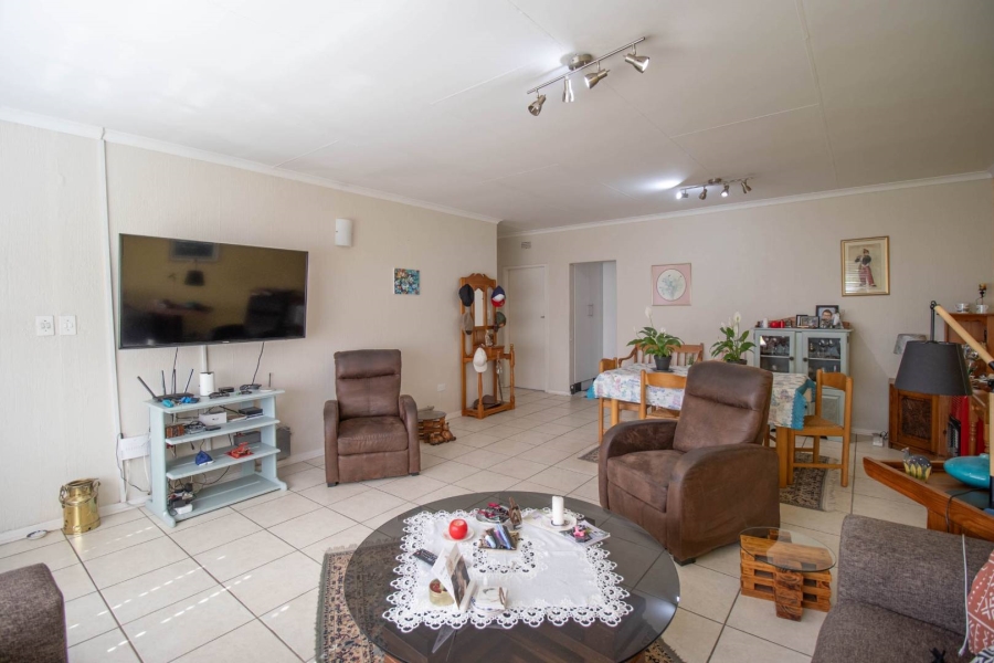 3 Bedroom Property for Sale in Fairland Gauteng