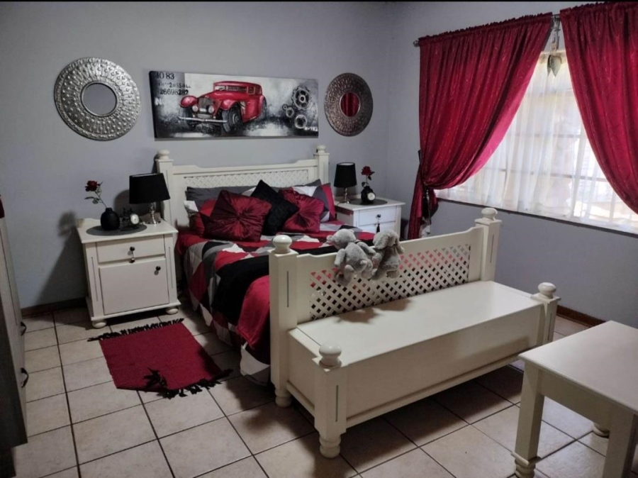 9 Bedroom Property for Sale in Raslouw A H Gauteng