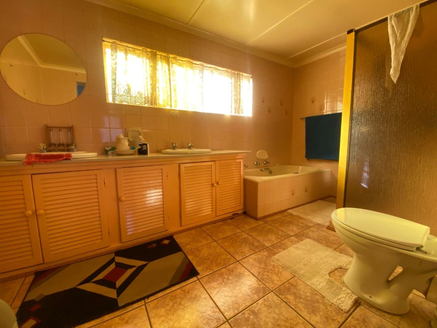 3 Bedroom Property for Sale in Witpoortjie Gauteng