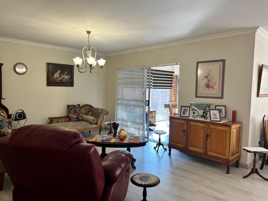 3 Bedroom Property for Sale in Ravenswood Gauteng