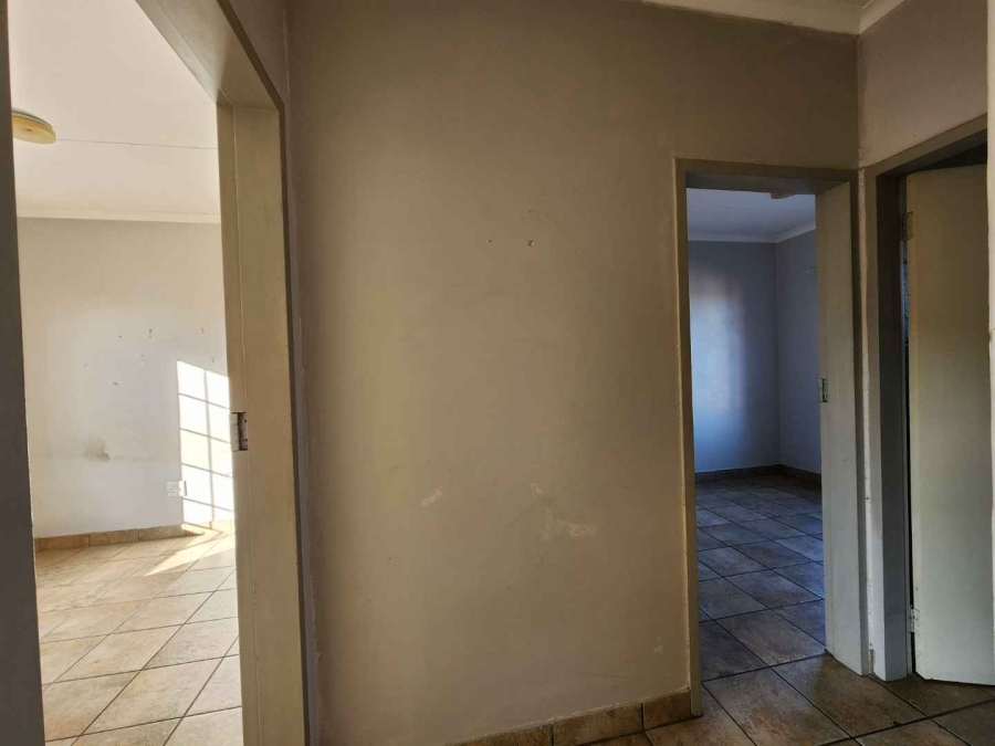 To Let 2 Bedroom Property for Rent in Rooihuiskraal North Gauteng