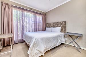 To Let 4 Bedroom Property for Rent in Parkmore Gauteng