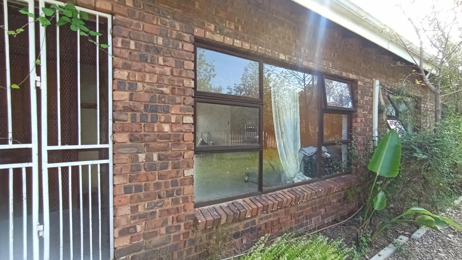 3 Bedroom Property for Sale in Mnandi A H Gauteng