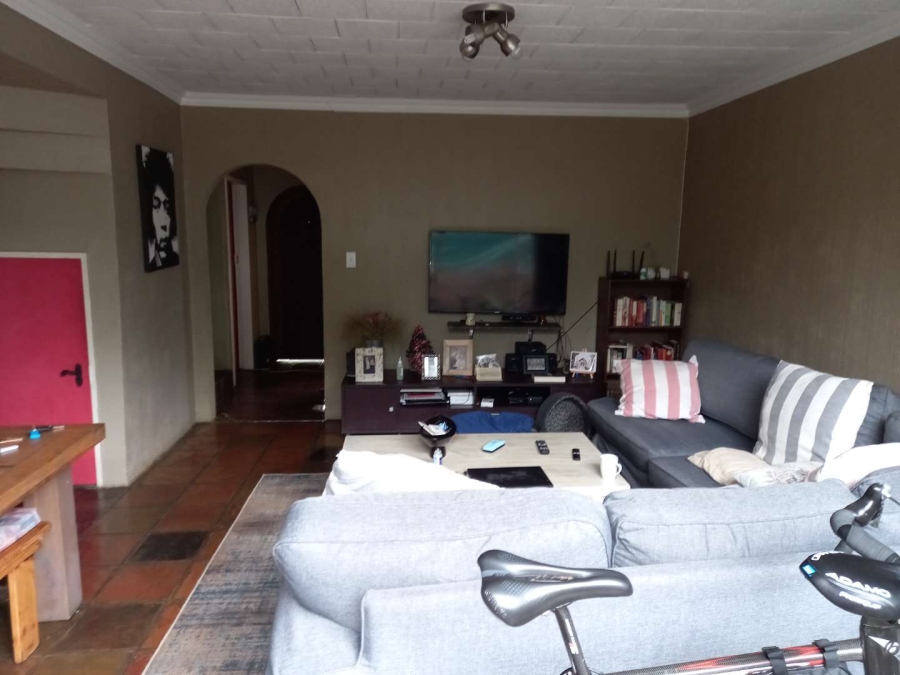 To Let 2 Bedroom Property for Rent in Cresta Gauteng