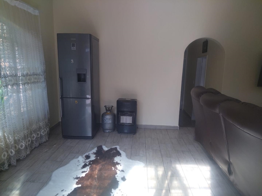 2 Bedroom Property for Sale in Buccleuch Gauteng