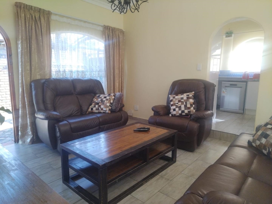 2 Bedroom Property for Sale in Buccleuch Gauteng