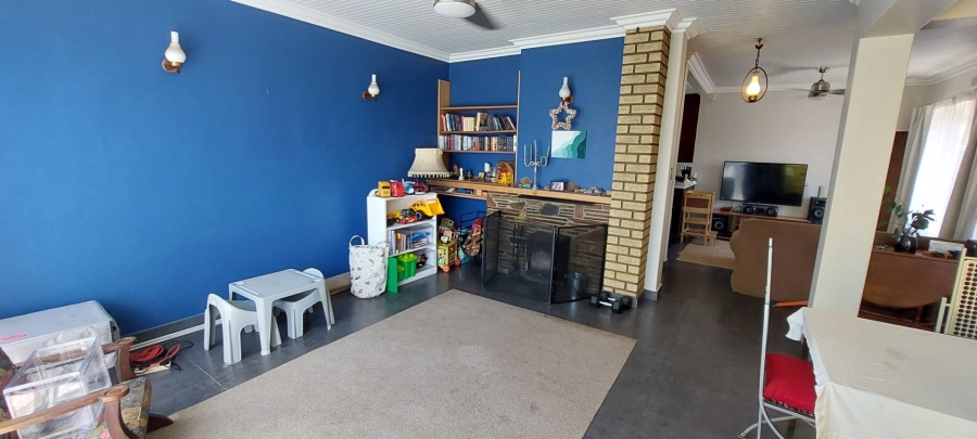 3 Bedroom Property for Sale in South Crest Gauteng