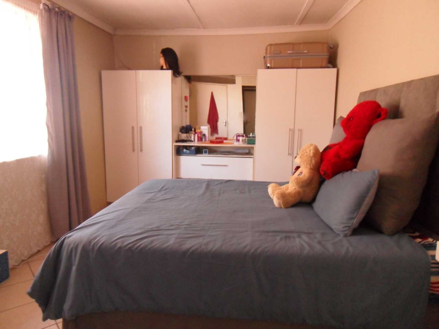 3 Bedroom Property for Sale in Marlboro Gardens Gauteng
