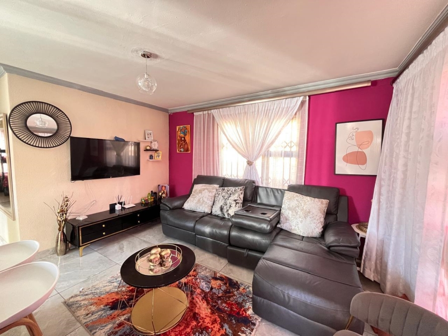 3 Bedroom Property for Sale in Soshanguve VV Gauteng