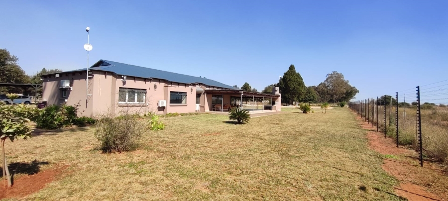 2 Bedroom Property for Sale in Waterkloof Gauteng