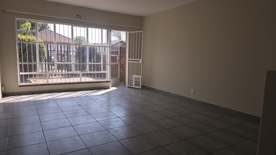 2 Bedroom Property for Sale in Randhart Gauteng