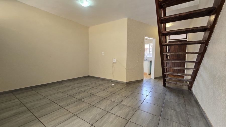 2 Bedroom Property for Sale in Randhart Gauteng