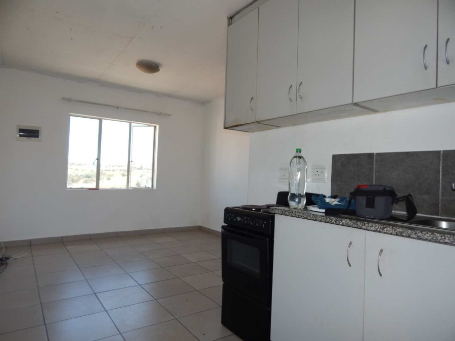 2 Bedroom Property for Sale in Fleurhof Gauteng