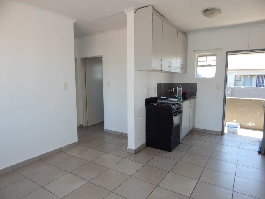 2 Bedroom Property for Sale in Fleurhof Gauteng