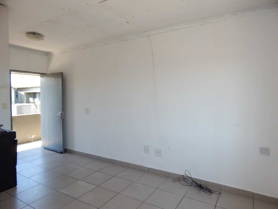 2 Bedroom Property for Sale in Fleurhof Gauteng