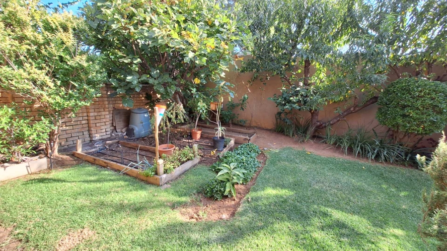 3 Bedroom Property for Sale in Olivedale Gauteng