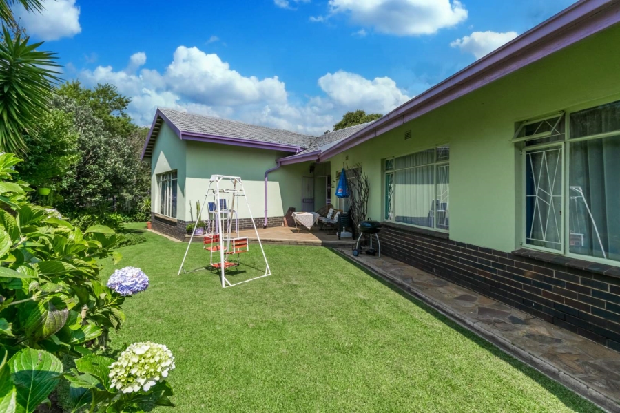 4 Bedroom Property for Sale in Discovery Gauteng