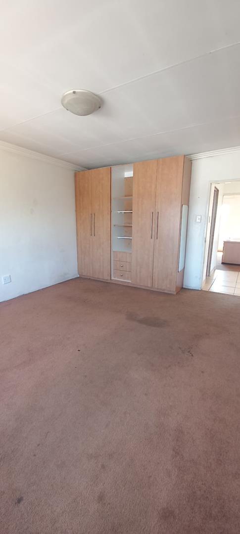 To Let 0 Bedroom Property for Rent in Bakerton Gauteng