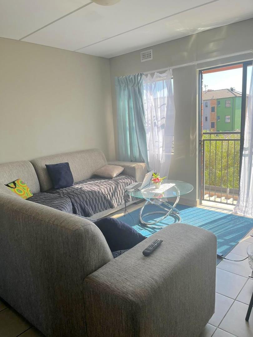 2 Bedroom Property for Sale in Montana Tuine Gauteng