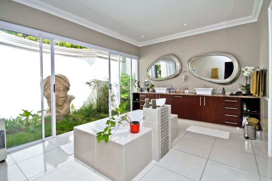 7 Bedroom Property for Sale in Bryanston Gauteng