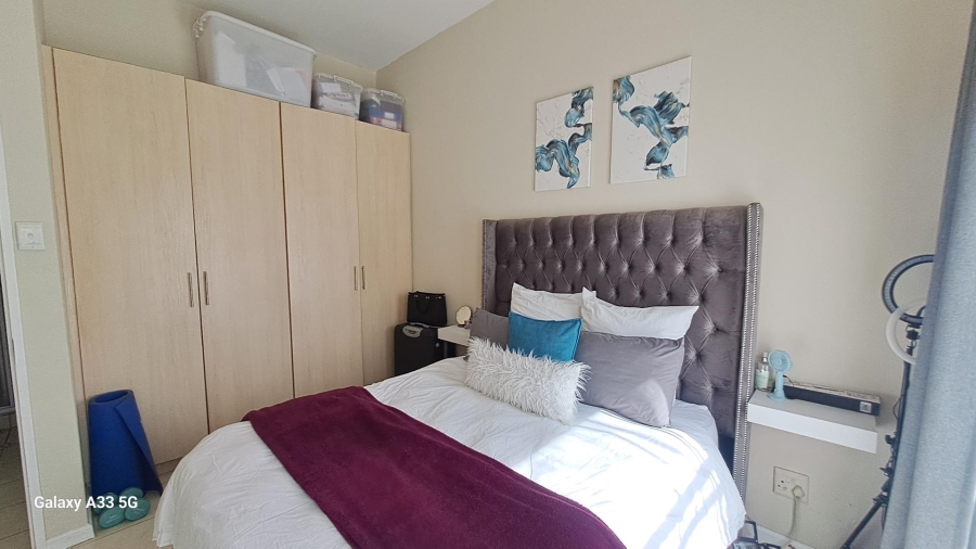 1 Bedroom Property for Sale in Buccleuch Gauteng