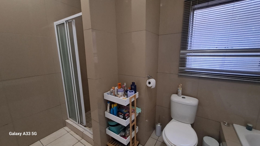 1 Bedroom Property for Sale in Buccleuch Gauteng