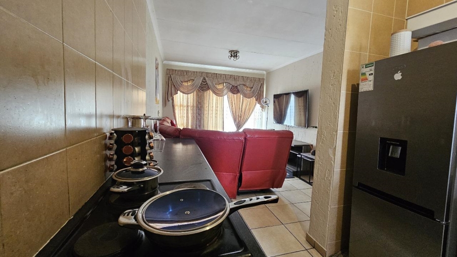 2 Bedroom Property for Sale in Ormonde View Gauteng