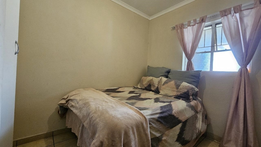 2 Bedroom Property for Sale in Ormonde View Gauteng