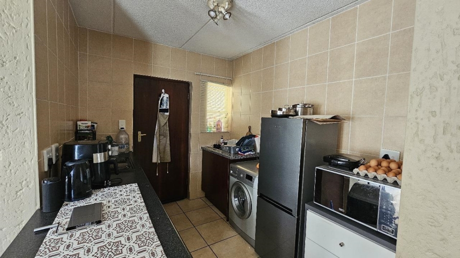 2 Bedroom Property for Sale in Ormonde Gauteng