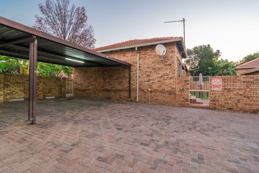 3 Bedroom Property for Sale in Bellairspark Gauteng