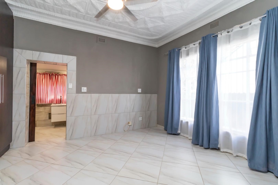 12 Bedroom Property for Sale in Krugersdorp North Gauteng