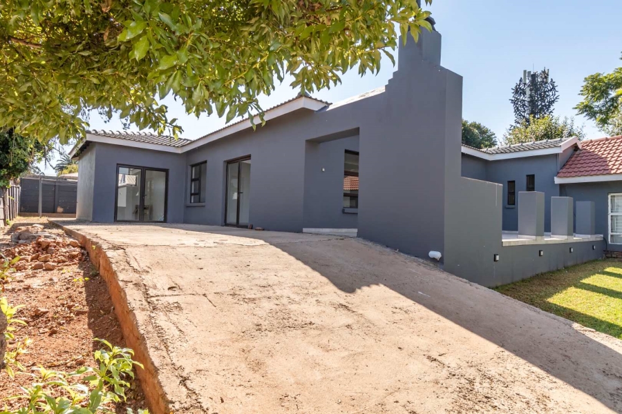 12 Bedroom Property for Sale in Krugersdorp North Gauteng