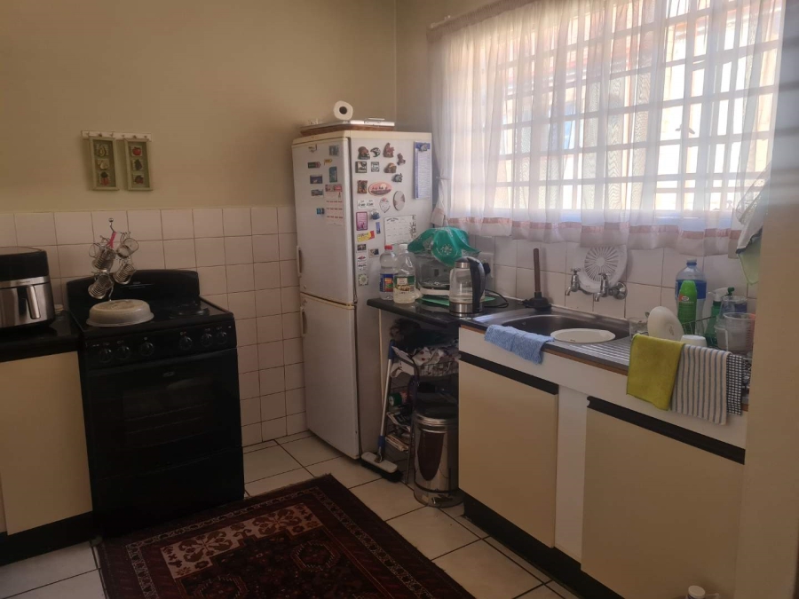 1 Bedroom Property for Sale in Zwartkop Gauteng