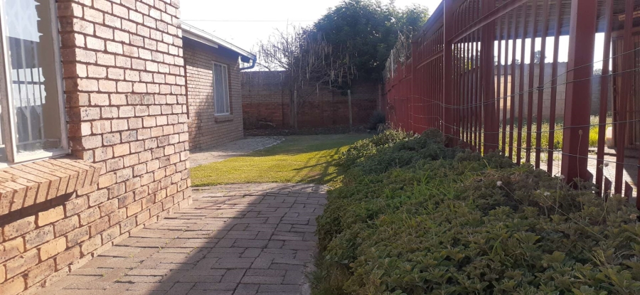 4 Bedroom Property for Sale in The Orchards Gauteng