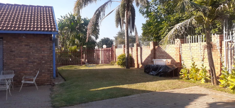 4 Bedroom Property for Sale in The Orchards Gauteng