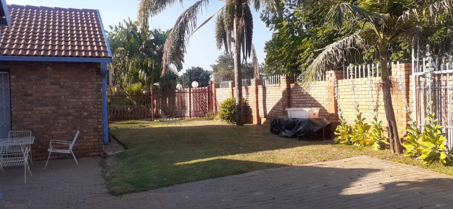 4 Bedroom Property for Sale in The Orchards Gauteng